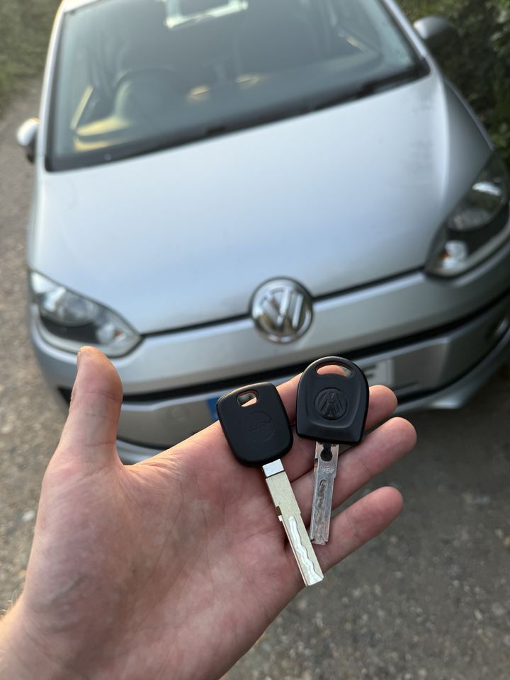 VW up! transponder key made by Dee's Locks